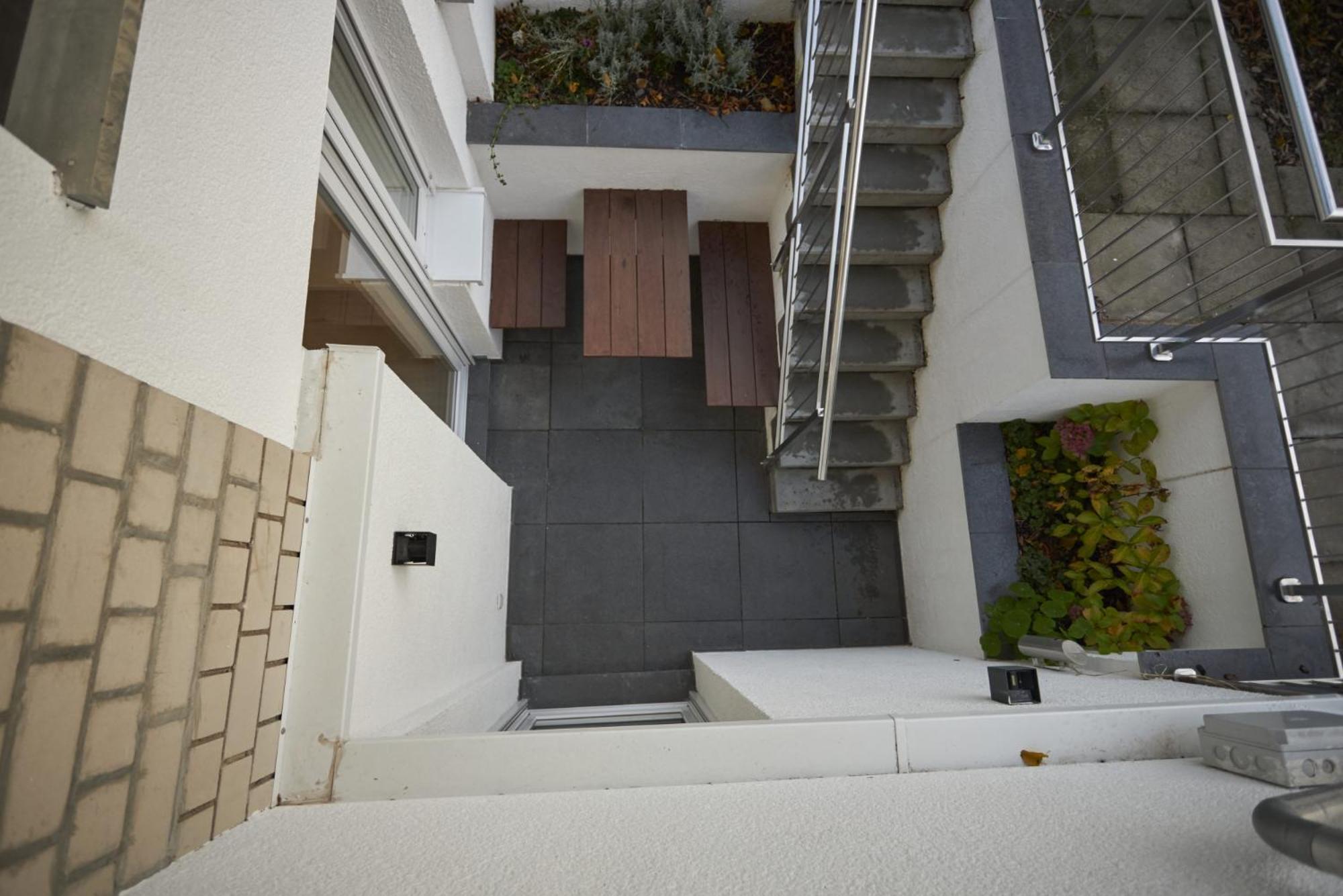 Schaefer - Garden Apartment